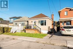 124 HARMONY Avenue  Hamilton, ON L8H 4Y3