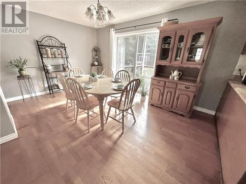 593 Airport Road, Petawawa, ON - Indoor Photo Showing Dining Room