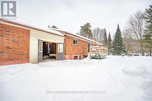 593 Airport Road, Petawawa, ON - Indoor Photo Showing Bathroom