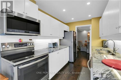 204 - 1480 Riverside Drive, Ottawa, ON - Indoor Photo Showing Kitchen With Double Sink