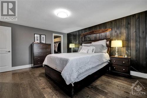 11 Alder Crescent, Ottawa, ON - Indoor Photo Showing Bedroom