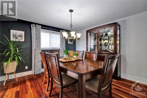 11 Alder Crescent, Ottawa, ON - Indoor Photo Showing Dining Room