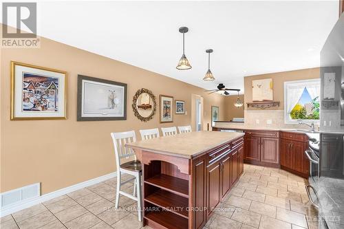 237 Trillium Circle, Alfred And Plantagenet, ON - Indoor Photo Showing Kitchen