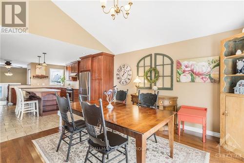 237 Trillium Circle, Alfred And Plantagenet, ON - Indoor Photo Showing Dining Room