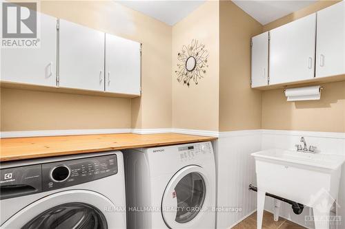 237 Trillium Circle, Alfred And Plantagenet, ON - Indoor Photo Showing Laundry Room