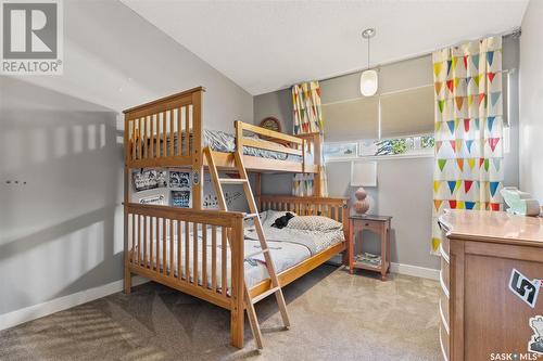 4340 Robinson Street, Regina, SK - Indoor Photo Showing Bedroom