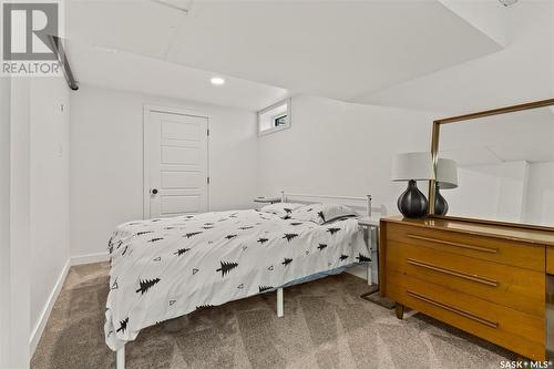 4340 Robinson Street, Regina, SK - Indoor Photo Showing Bedroom