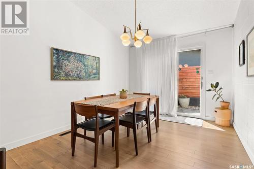 4340 Robinson Street, Regina, SK - Indoor Photo Showing Dining Room