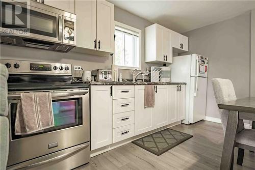 242 King Street, Sudbury, ON - Indoor Photo Showing Kitchen