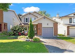 12 SADDLEHORN Crescent  Kanata, ON K2M 1X2