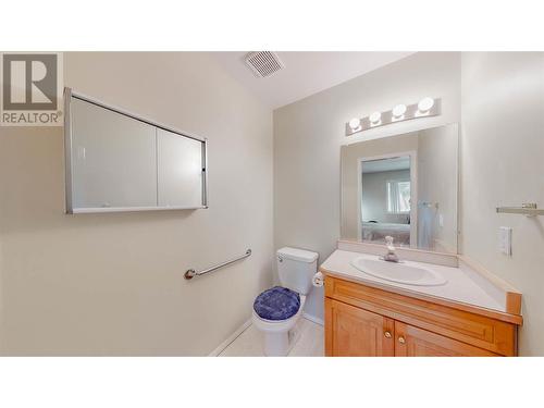 115 Redwing Place Unit# 20, Oliver, BC - Indoor Photo Showing Bathroom