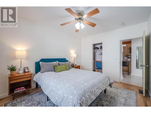 258 Windsor Avenue, Penticton, BC - Indoor Photo Showing Bedroom