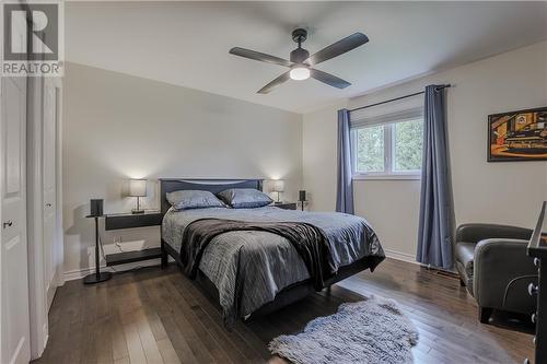 3331 Sunnyview Avenue, Cornwall, ON - Indoor Photo Showing Bedroom