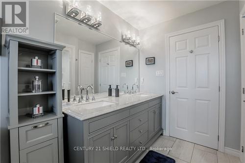 3331 Sunnyview Avenue, South Stormont (716 - South Stormont (Cornwall) Twp), ON - Indoor Photo Showing Bathroom