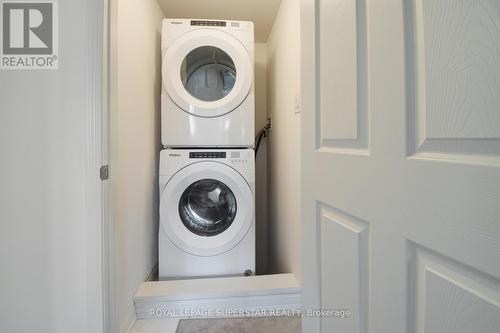 291 - 250 Sunny Meadow Boulevard, Brampton, ON - Indoor Photo Showing Laundry Room