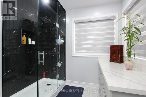 7 Shortreed Grove, Brampton, ON - Indoor Photo Showing Bathroom