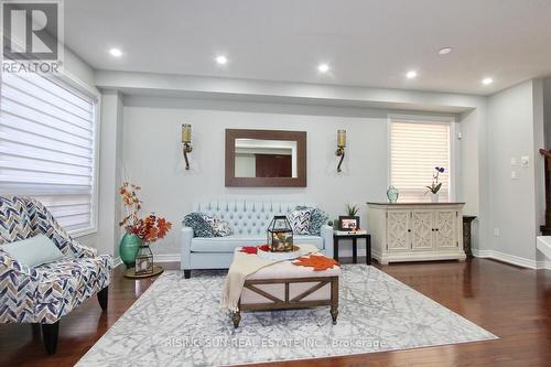 7 Shortreed Grove, Brampton, ON - Indoor Photo Showing Living Room