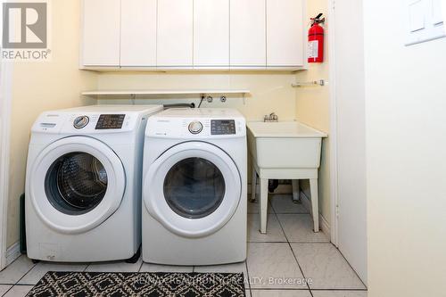 71 Chalfont Road, London, ON - Indoor Photo Showing Laundry Room