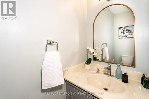 71 Chalfont Road, London, ON - Indoor Photo Showing Bathroom