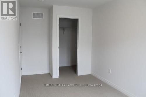 25 - 30 Times Square Boulevard, Hamilton, ON - Indoor Photo Showing Other Room