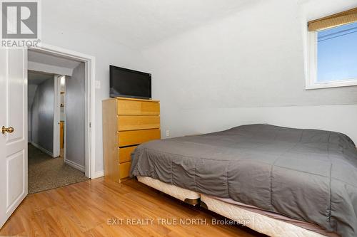 835 11Th Street W, Owen Sound, ON - Indoor Photo Showing Bedroom