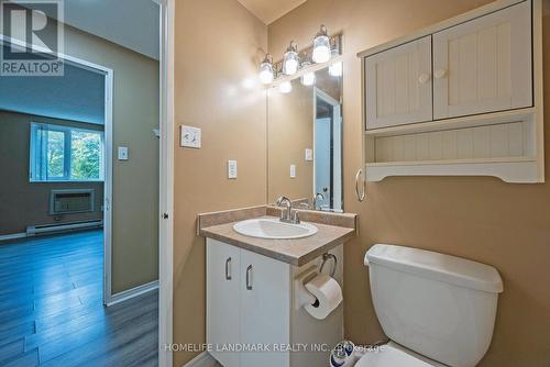 104 - 77 Baseline Road W, London, ON - Indoor Photo Showing Bathroom