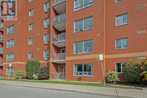 104 - 77 Baseline Road W, London, ON - Outdoor