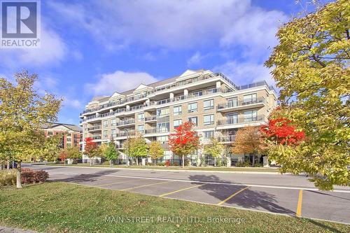 228 - 111 Civic Square Gate E, Aurora, ON - Outdoor