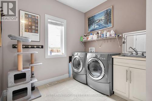 1177 Coronation Drive, London, ON - Indoor Photo Showing Laundry Room