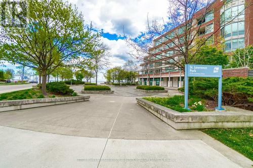 209 - 80 Port Street E, Mississauga, ON - Outdoor