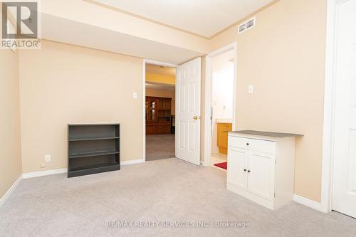 54 Summerfield Crescent, Brampton, ON - Indoor Photo Showing Other Room