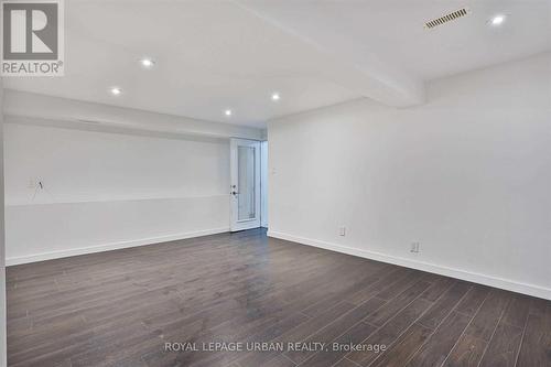 323 Ontario Street, Toronto, ON - Indoor Photo Showing Other Room