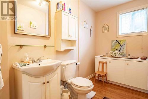 242 King Street, Greater Sudbury, ON - Indoor Photo Showing Bathroom