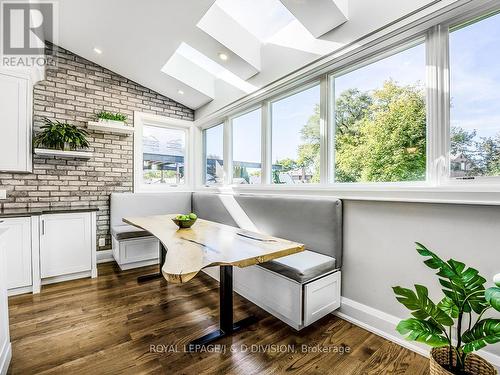 30 Broadleaf Road, Toronto, ON - Indoor