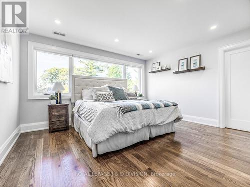 30 Broadleaf Road, Toronto, ON - Indoor Photo Showing Bedroom