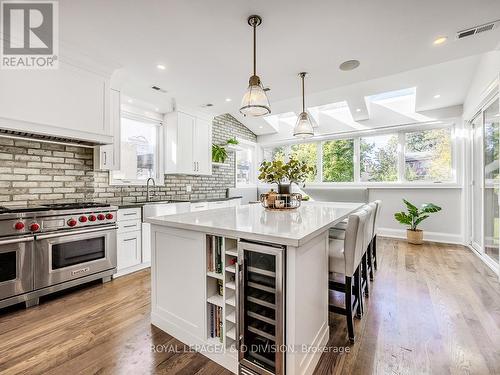 30 Broadleaf Road, Toronto, ON - Indoor Photo Showing Kitchen With Upgraded Kitchen