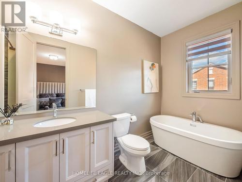 9881 Keele Street, Vaughan, ON - Indoor Photo Showing Bathroom