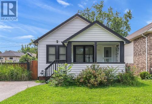 753 Eugenie Street, Windsor, ON - Outdoor With Facade