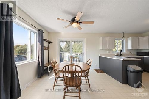 15697 County 43 Road, North Stormont, ON - Indoor Photo Showing Dining Room