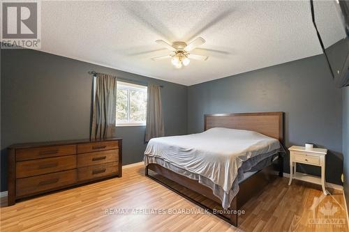 15697 County 43 Road, North Stormont, ON - Indoor Photo Showing Bedroom