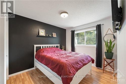 15697 County 43 Road, North Stormont, ON - Indoor Photo Showing Bedroom