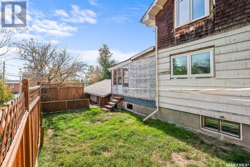 331 Oxford Street W, Moose Jaw, SK - Outdoor