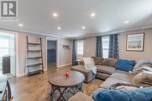 55 Front Street East, Trent Hills (Hastings), ON - Indoor Photo Showing Living Room