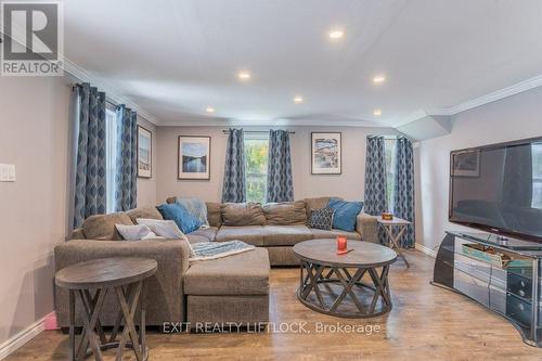 55 Front Street East, Trent Hills (Hastings), ON - Indoor Photo Showing Living Room