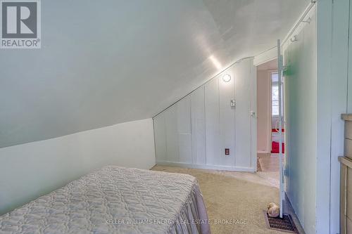 144 Hickory Street N, Whitby (Downtown Whitby), ON - Indoor Photo Showing Bedroom