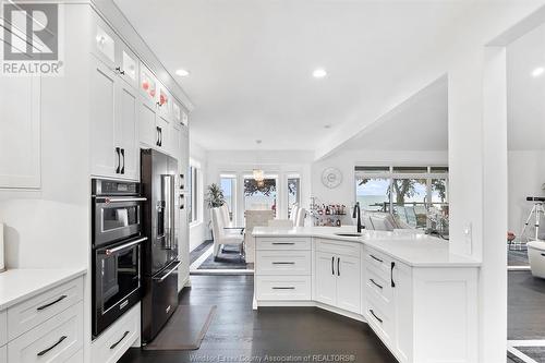 1283 Lange, Lakeshore, ON - Indoor Photo Showing Kitchen With Upgraded Kitchen