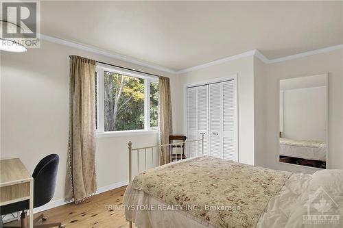 6442 First Line Road, Ottawa, ON - Indoor Photo Showing Bedroom