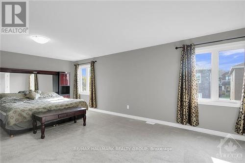 302 Eaglehead Crescent, Ottawa, ON - Indoor Photo Showing Bedroom