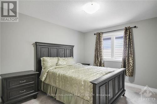 302 Eaglehead Crescent, Ottawa, ON - Indoor Photo Showing Bedroom