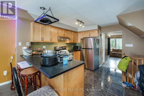 46 Spraggins Lane, Ajax (Central), ON - Indoor Photo Showing Kitchen